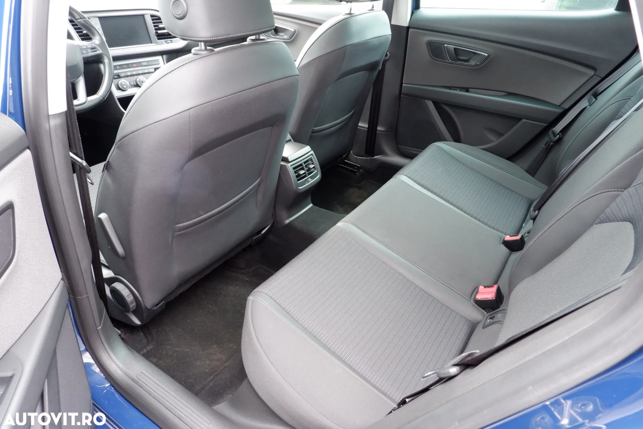 Seat Leon 2.0 TDI DSG7 Xcellence - 8