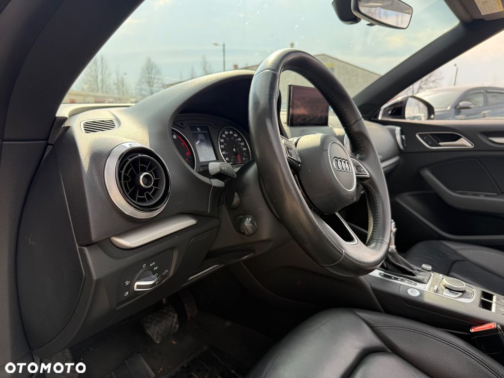 Audi A3 Cabrio 40 TFSI quattro S tronic design - 10