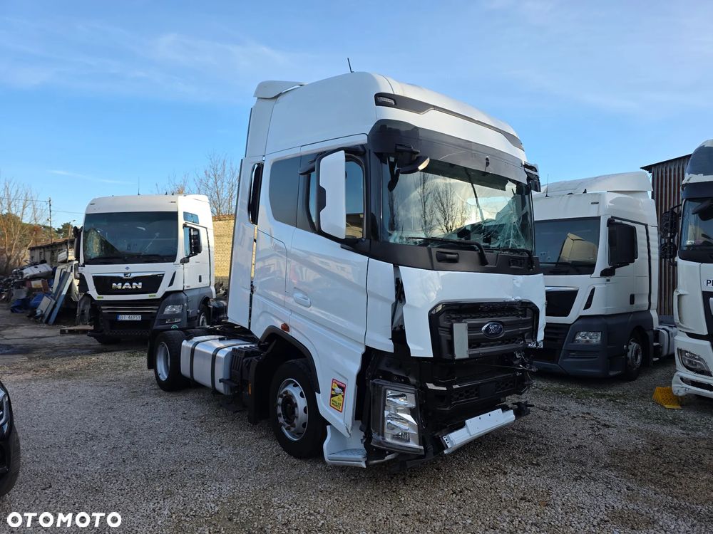 Ford F-MAX 500 Low Deck, Mega