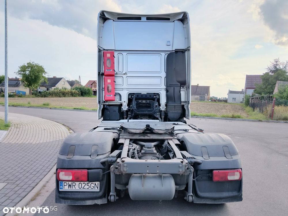 DAF XF - 8