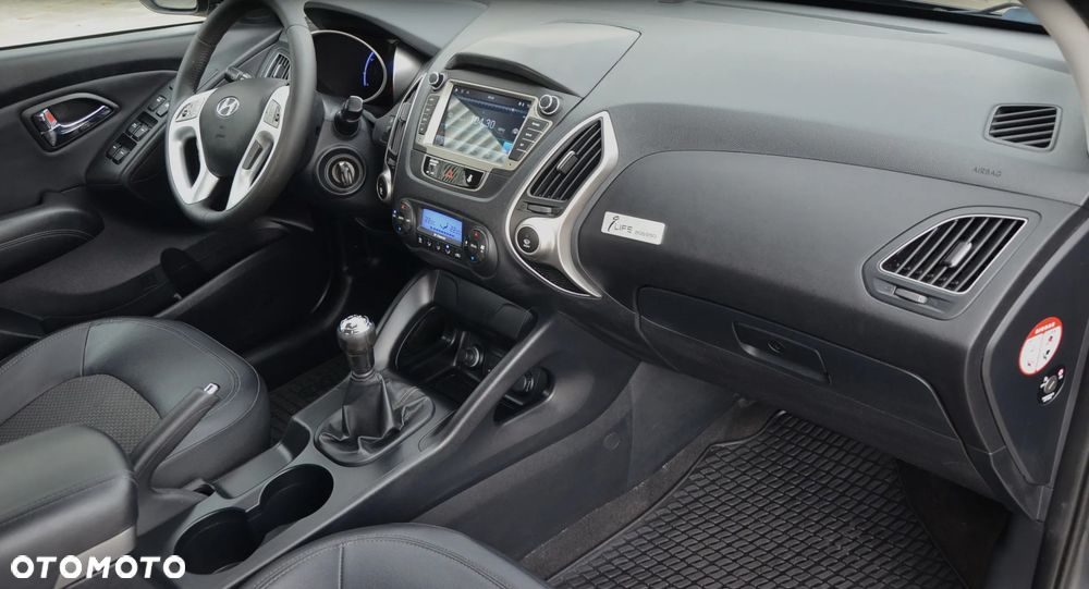 Hyundai ix35 - 16