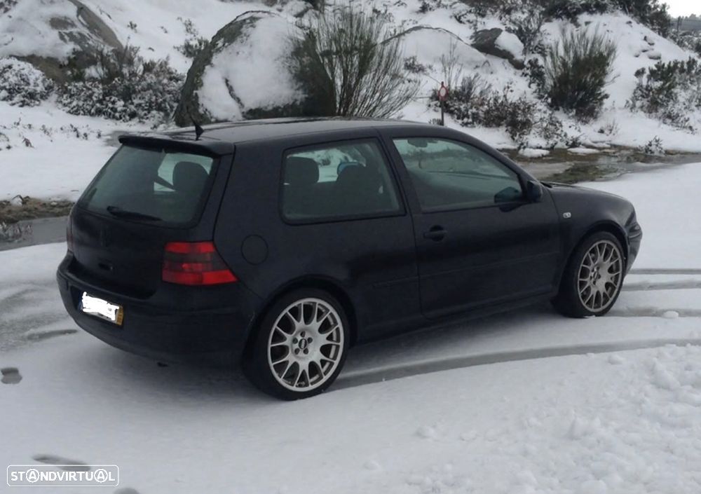 VW Golf 1.9 TDi Highline - 2