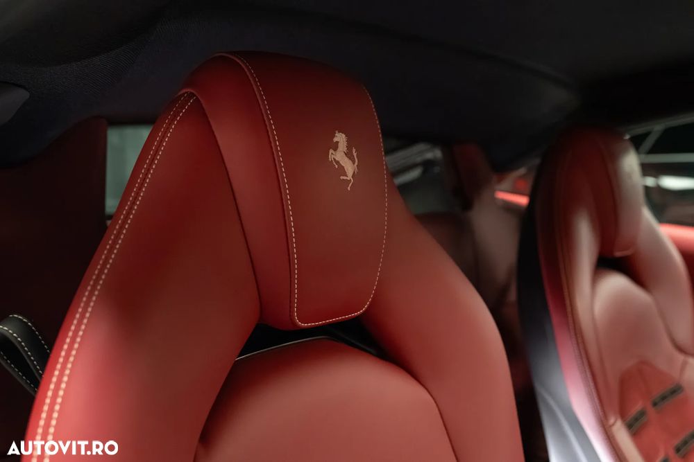 Ferrari 488 GTB - 27