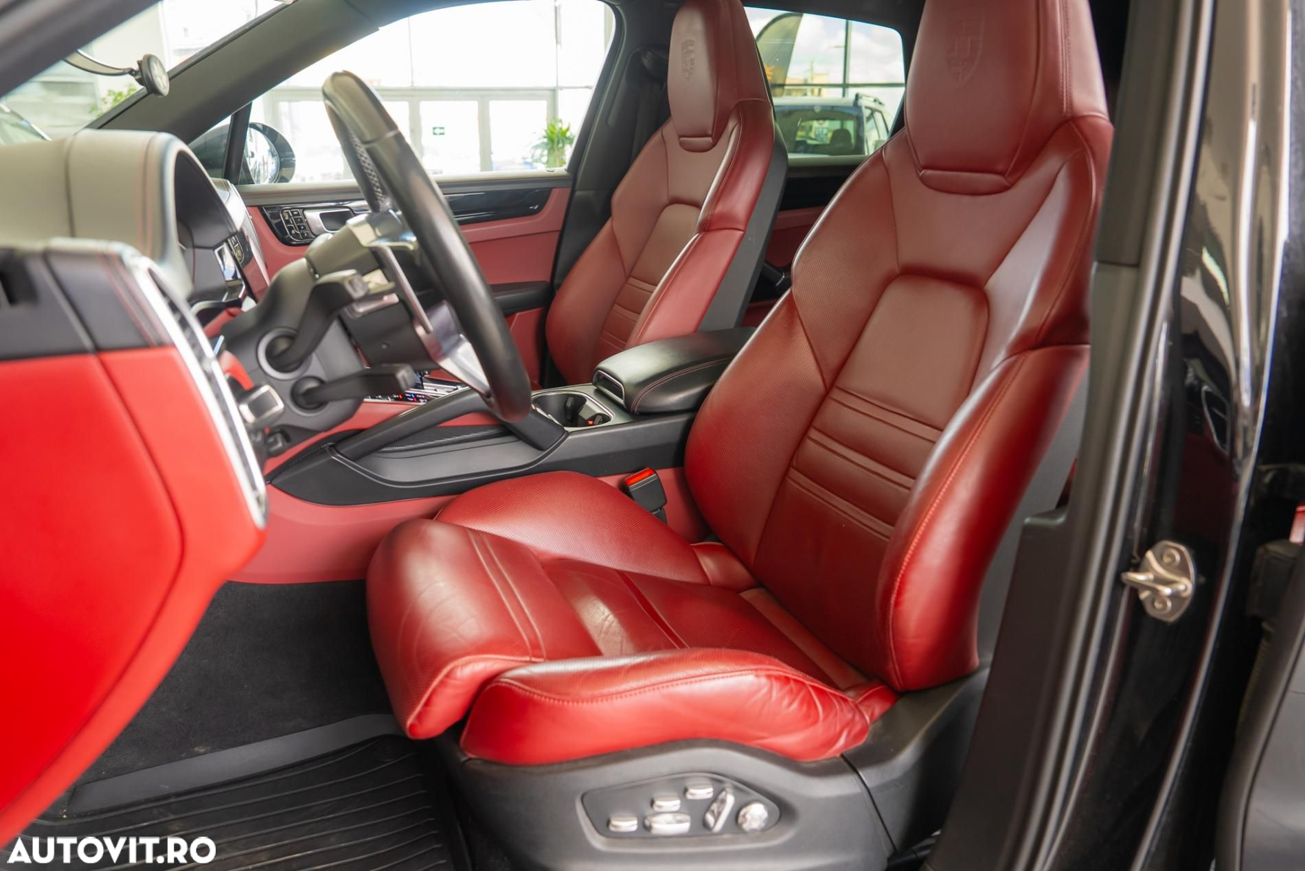 Porsche Cayenne S Tiptronic S Platinum Edition - 6