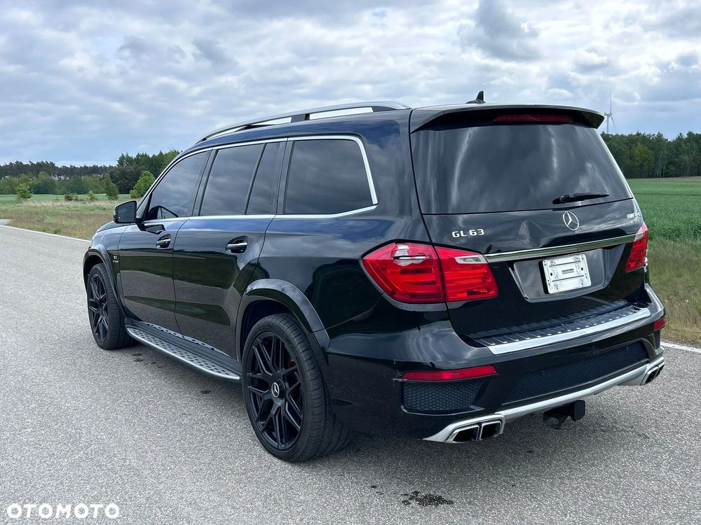 Mercedes-Benz GL 63 AMG - 8