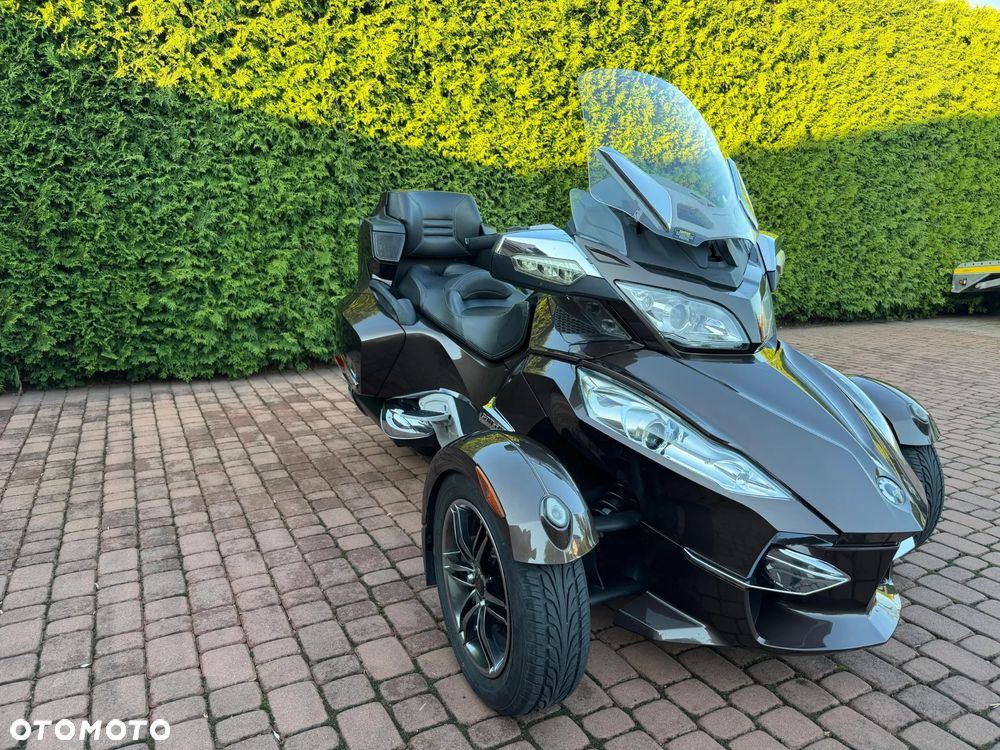 Can-Am Spyder - 3