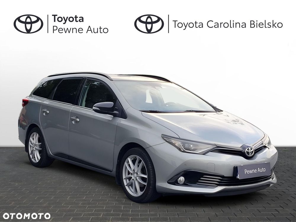 Toyota Auris 1.6 Selection - 26
