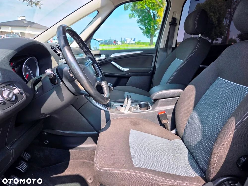 Ford Galaxy 2.0 TDCi Titanium - 26