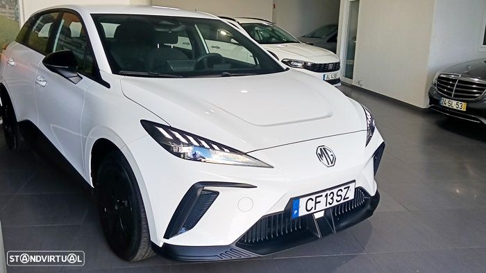 MG MG4 4 Standard - 3