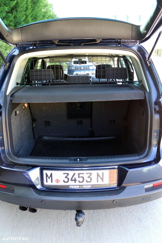 Volkswagen Tiguan 2.0 TDI 4Motion Sport & Style - 16