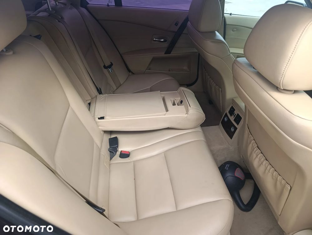 BMW Seria 5 - 14
