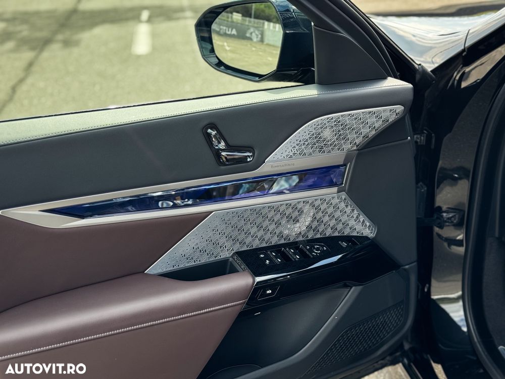 BMW Seria 7 - 13