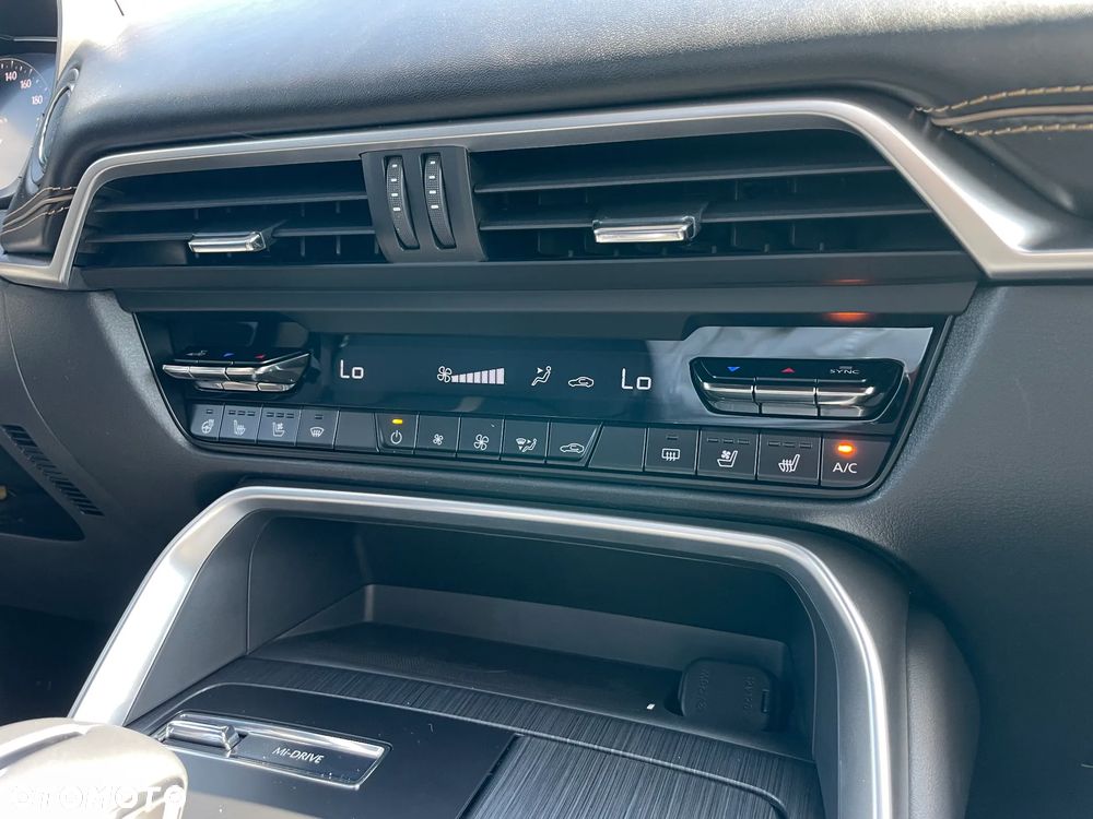 Mazda CX-60 e-SKYACTIV-D 254 M HYBRID AWD HOMURA PLUS - 8