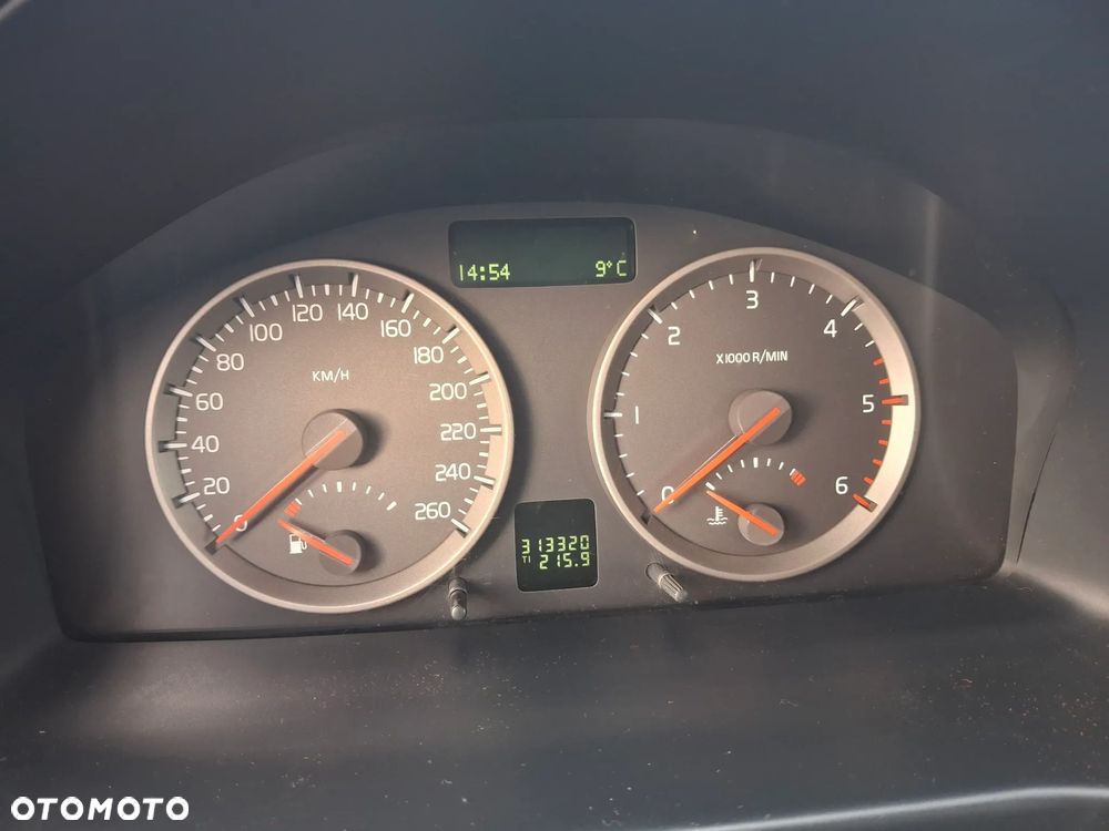 Volvo V50 2.0D DPF Summum - 9