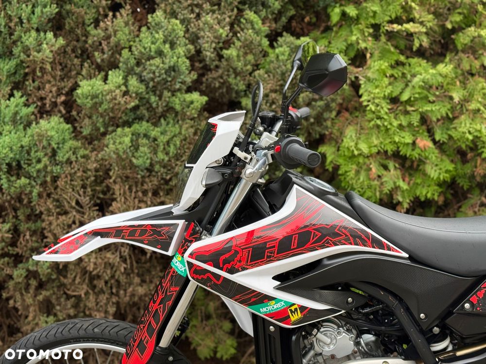 Yamaha WR - 25