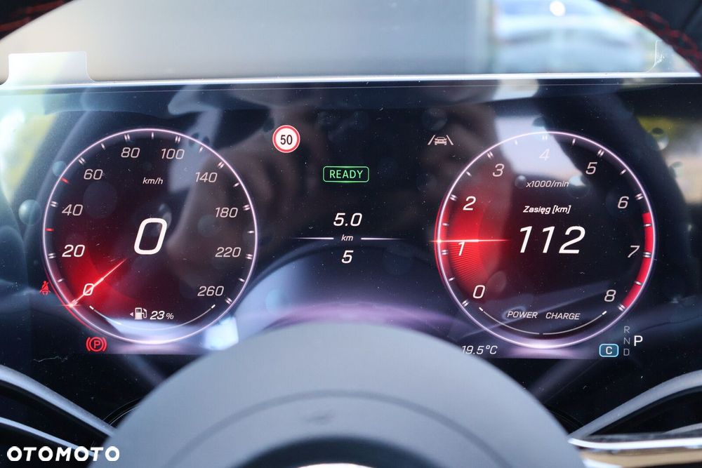 Mercedes-Benz CLA - 13