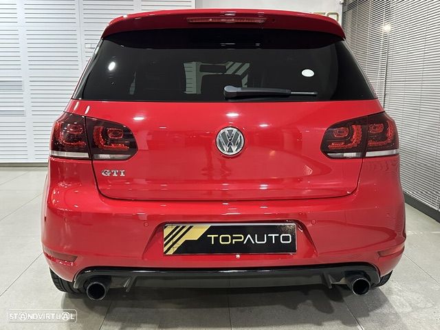 VW Golf 2.0 GTI DSG adidas - 12