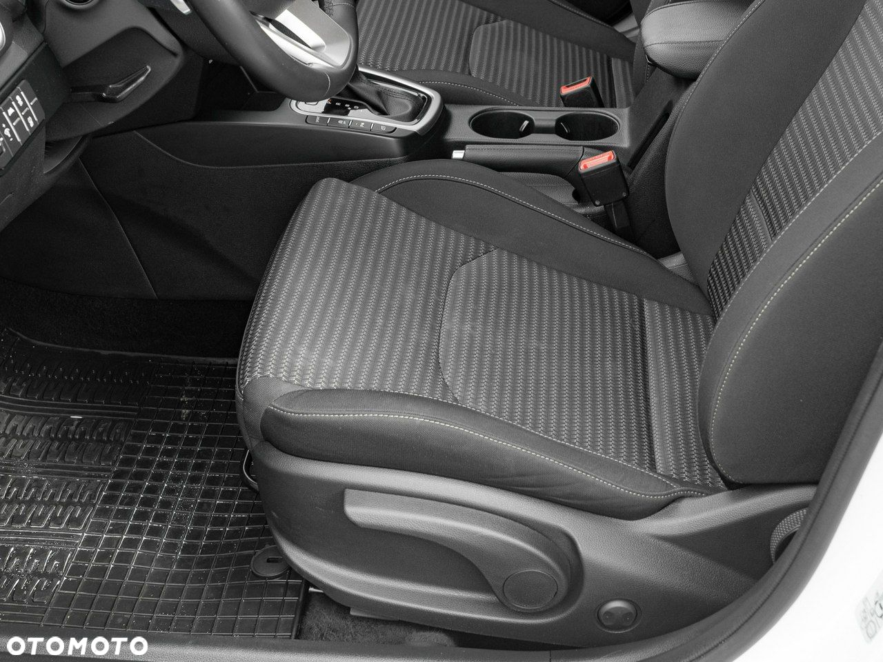 Kia Ceed 1.5 T-GDI M DCT - 14