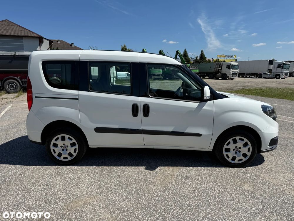 Fiat Doblo 1.4 16V Active - 11