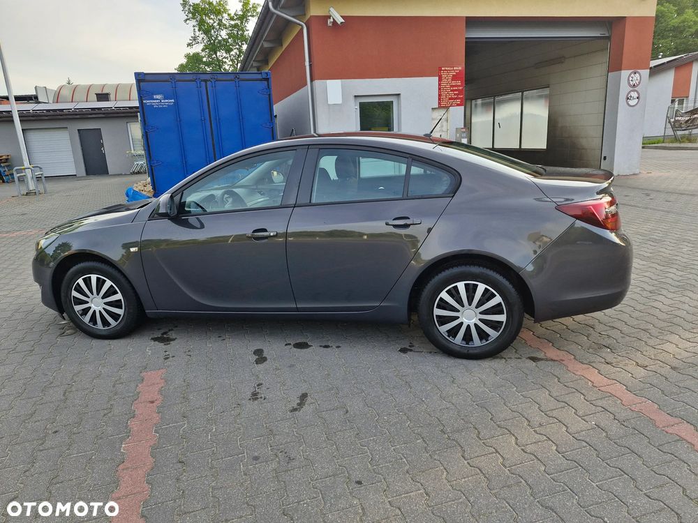 Opel Insignia 1.8 - 4