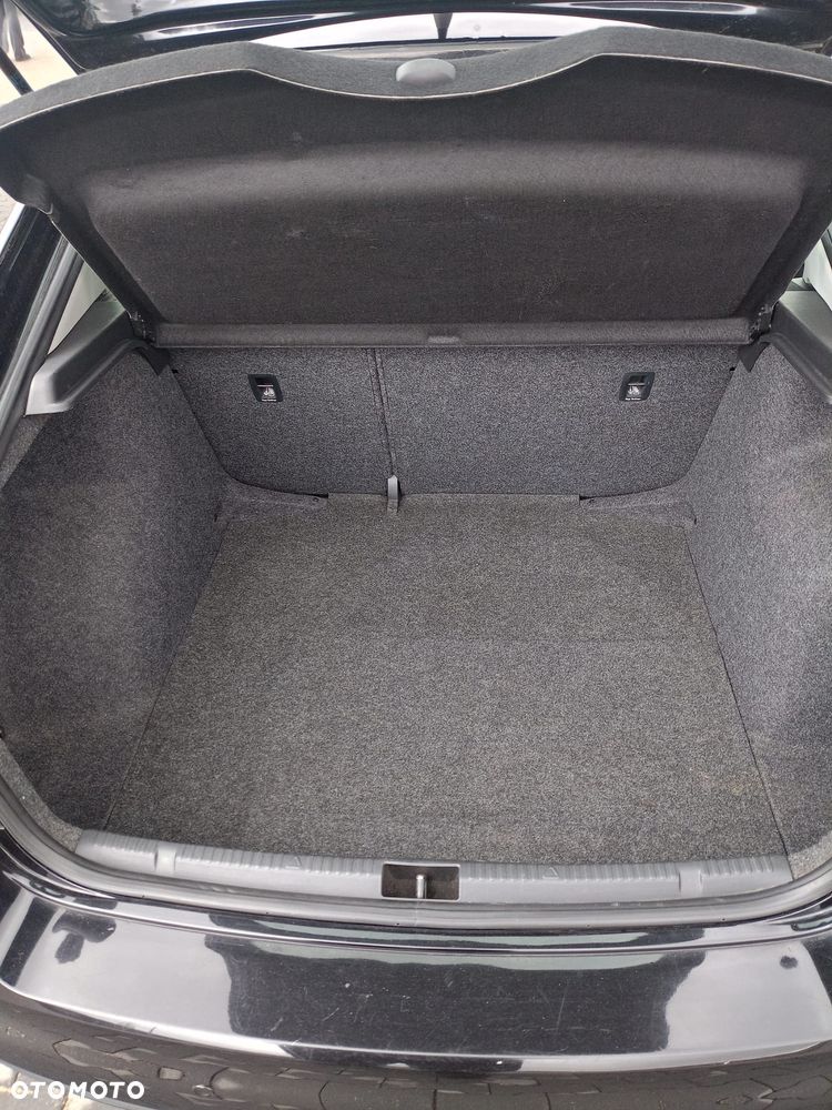 Skoda RAPID - 14