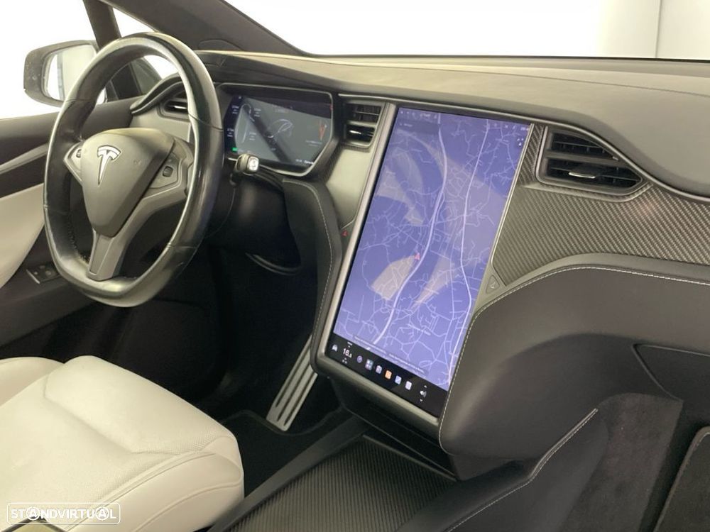 Tesla Model X P100D - 20