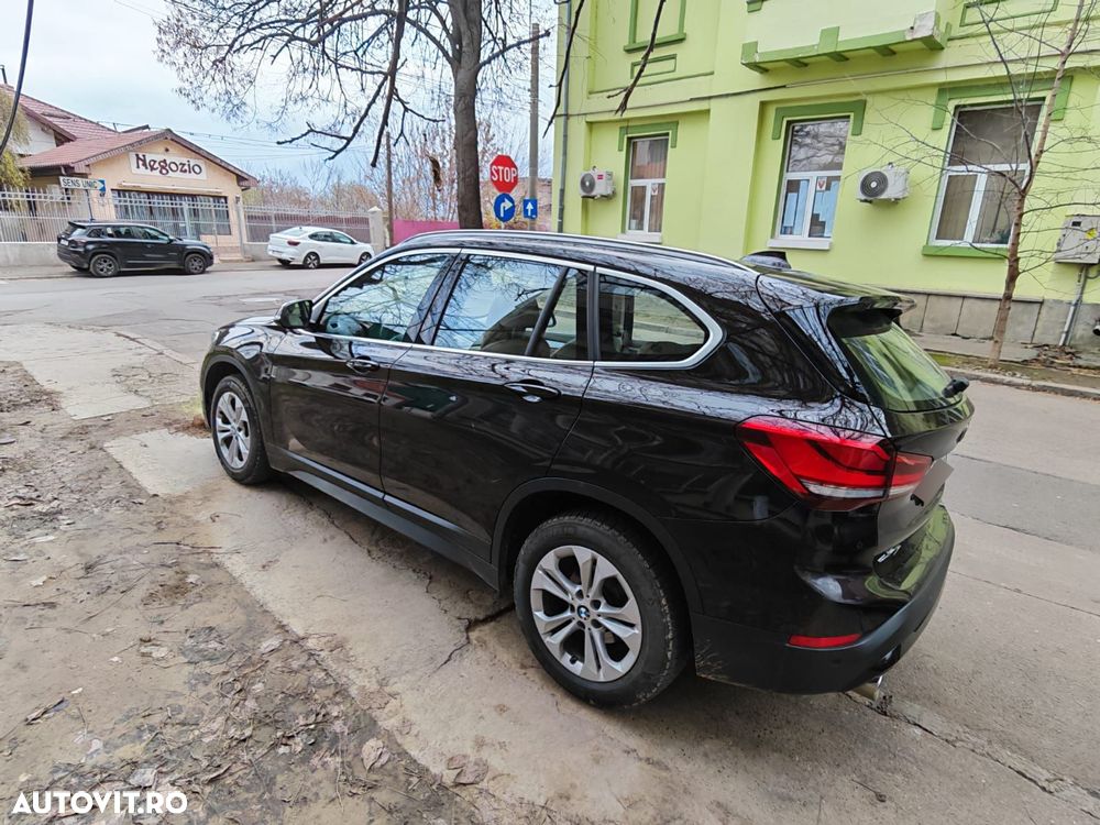BMW X1 sDrive18i Aut. xLine - 1