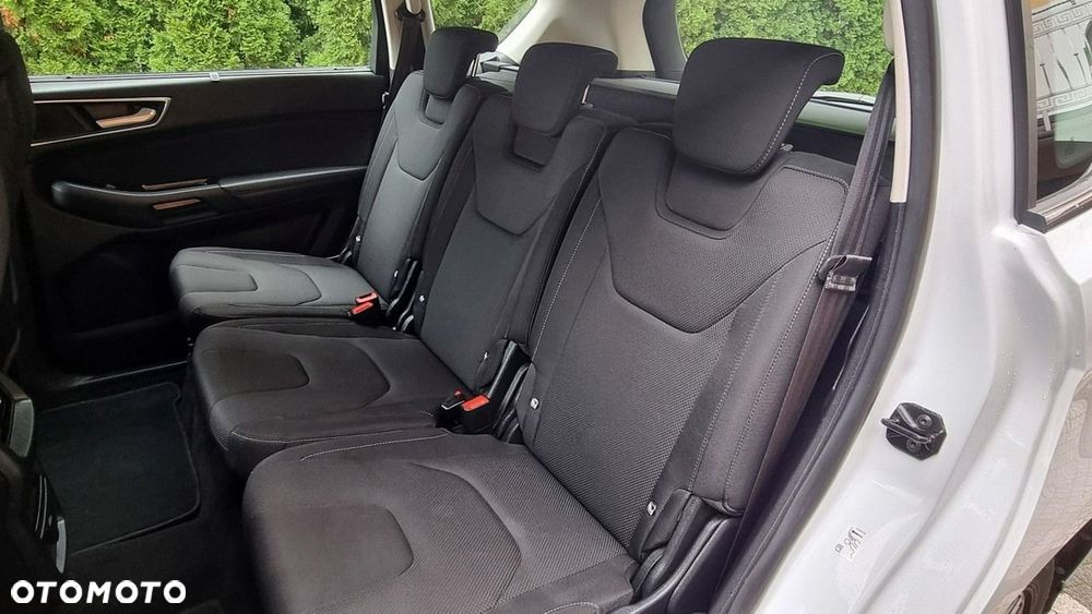 Ford S-Max - 22