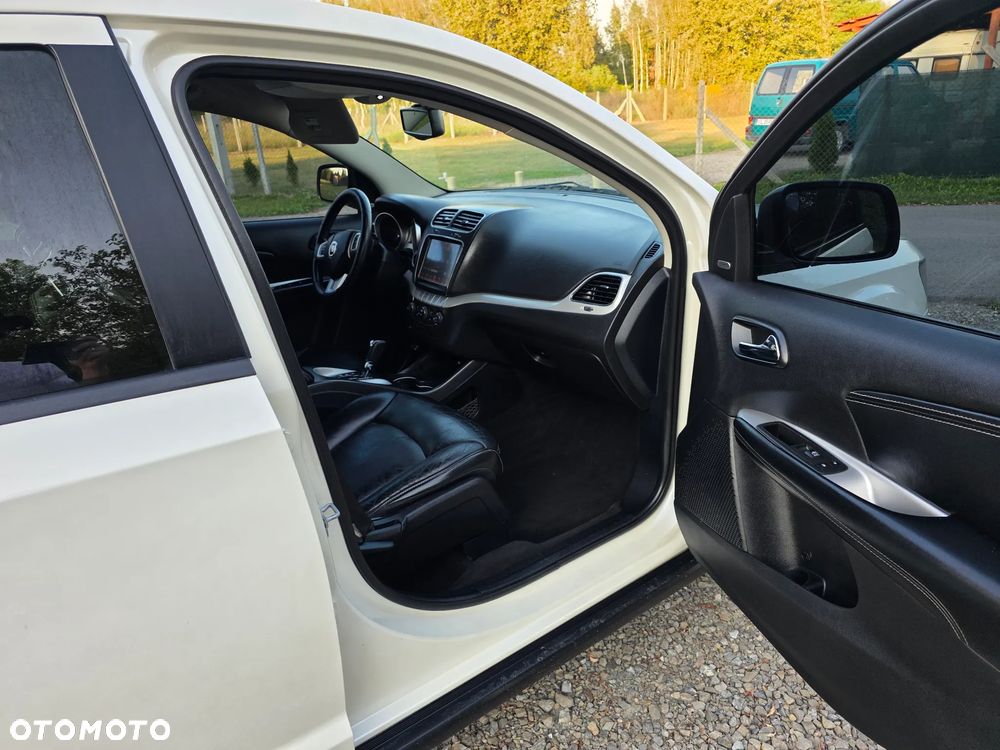 Fiat Freemont 2.0 Multijet Black Code AWD - 34