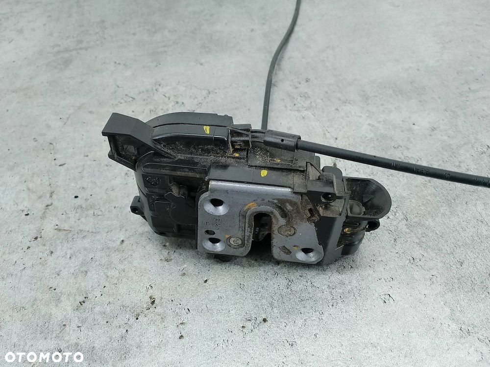 ZAMEK DRZWI LEWY PRZÓD RENAULT CLIO III 300123-F 1.5 DCI - 1