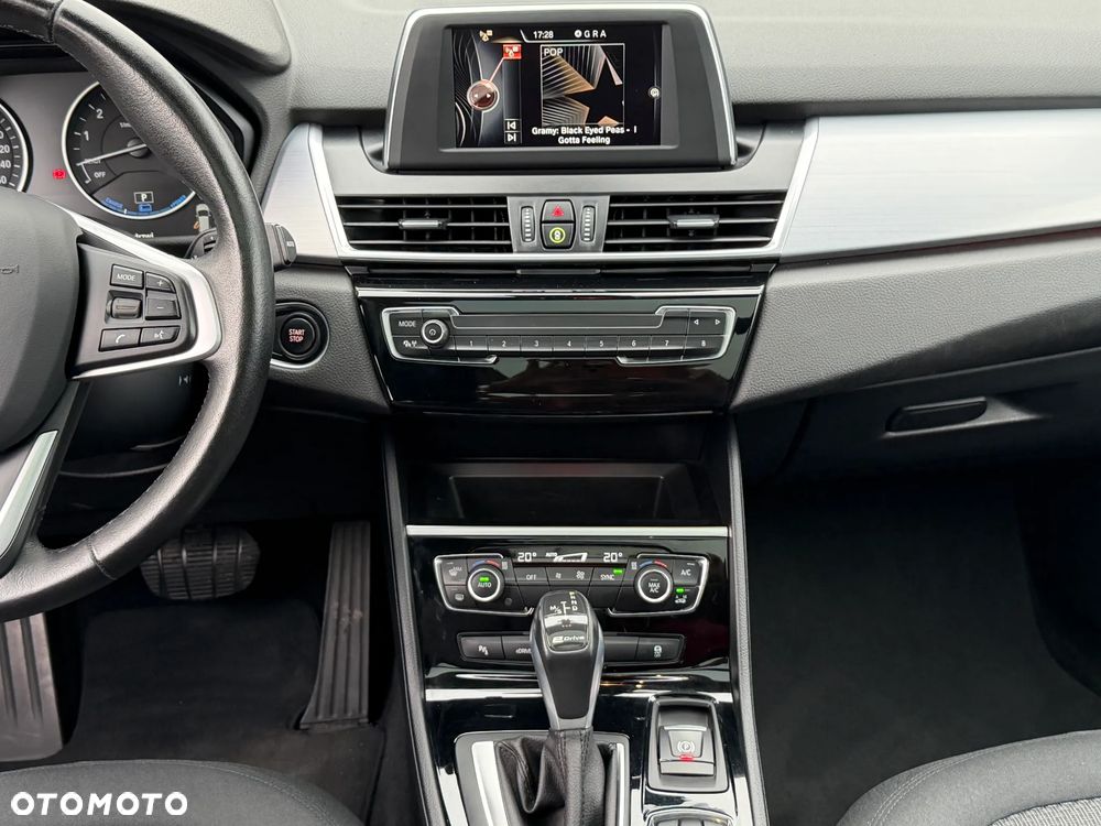 BMW Seria 2 225xe iPerformance Sport Line - 18