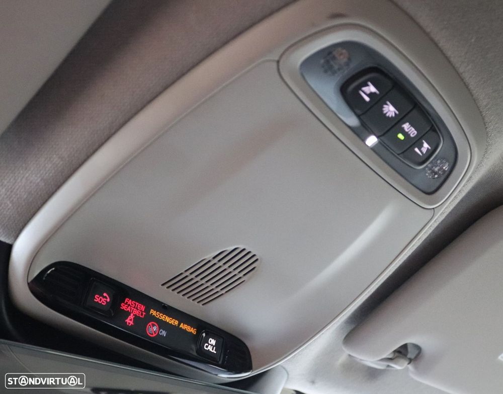 Volvo XC 40 1.5 T3 Tech Edition - 16