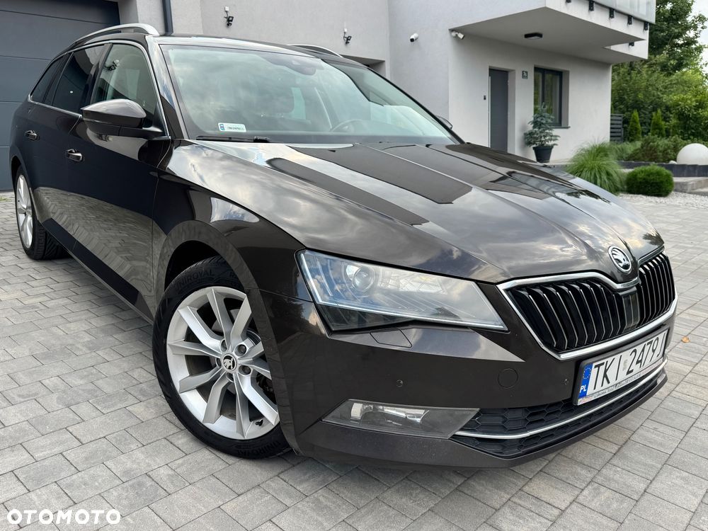 Skoda Superb 2.0 TDI Style DSG - 2