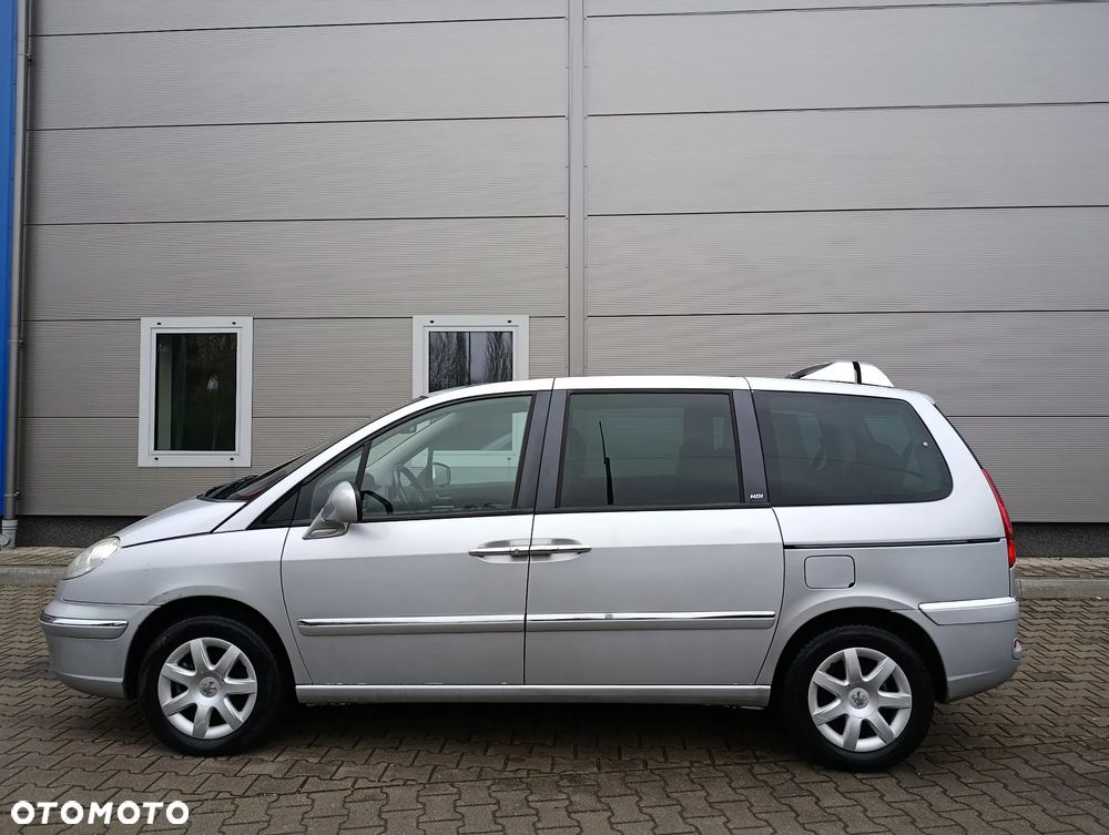 Peugeot 807 HDi 135 Family - 26