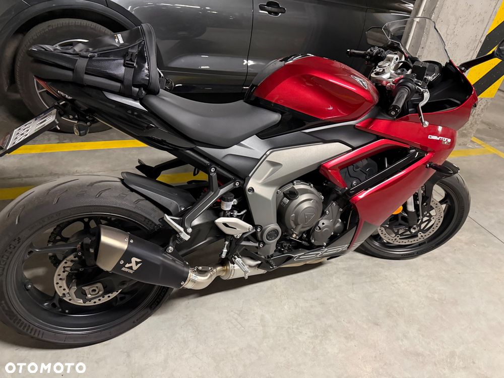 Triumph Daytona - 3
