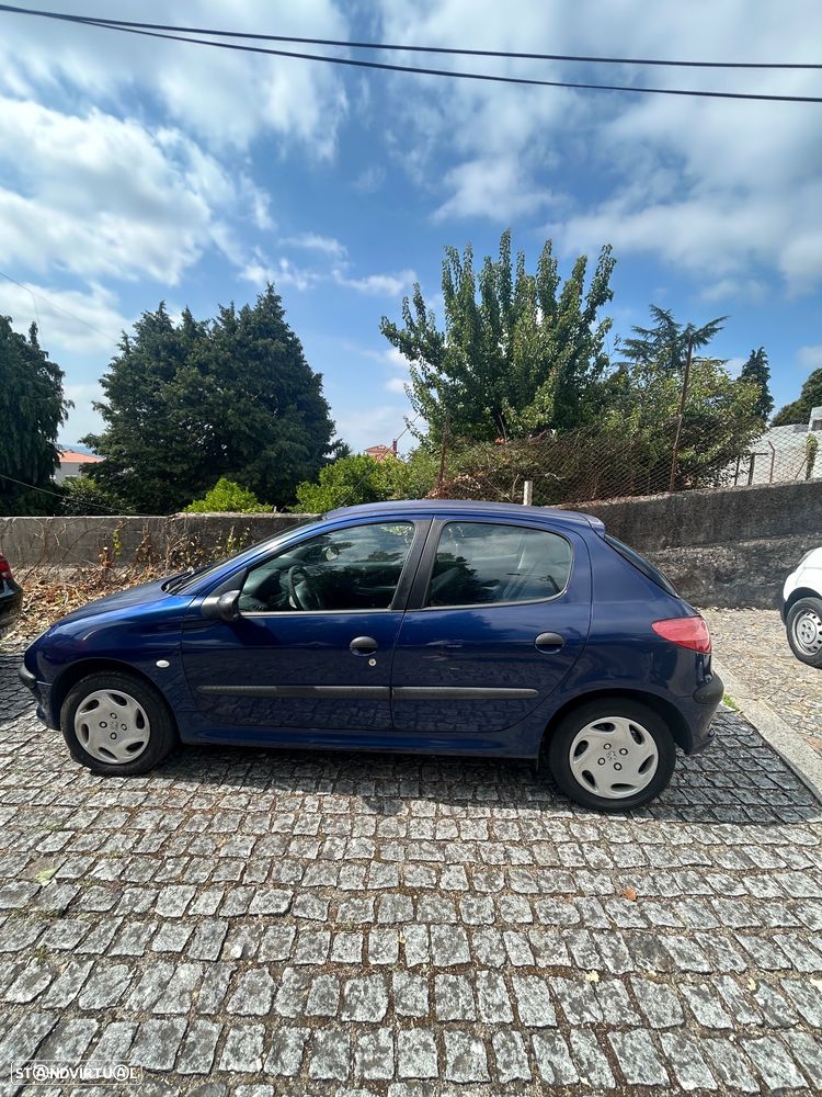 Peugeot 206 1.1 XR Présence - 1