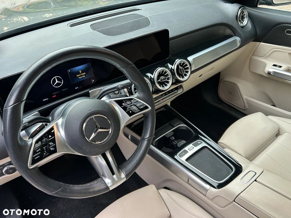Mercedes-Benz GLB 250 4Matic 8G-DCT Progressive - 18