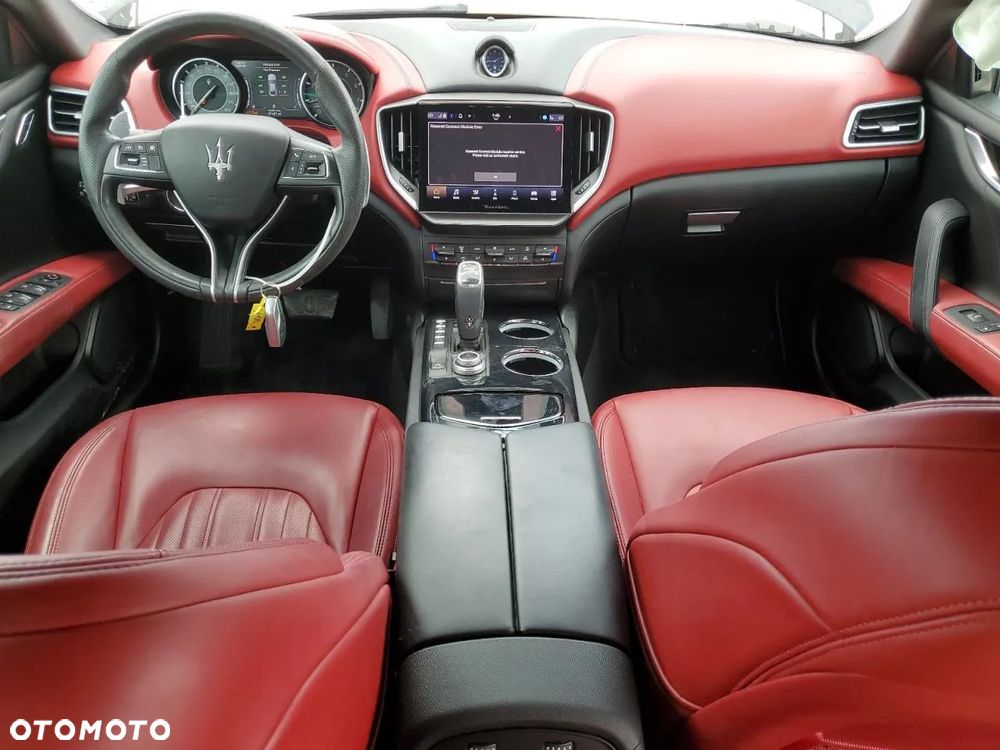 Maserati Ghibli S Modena - 14