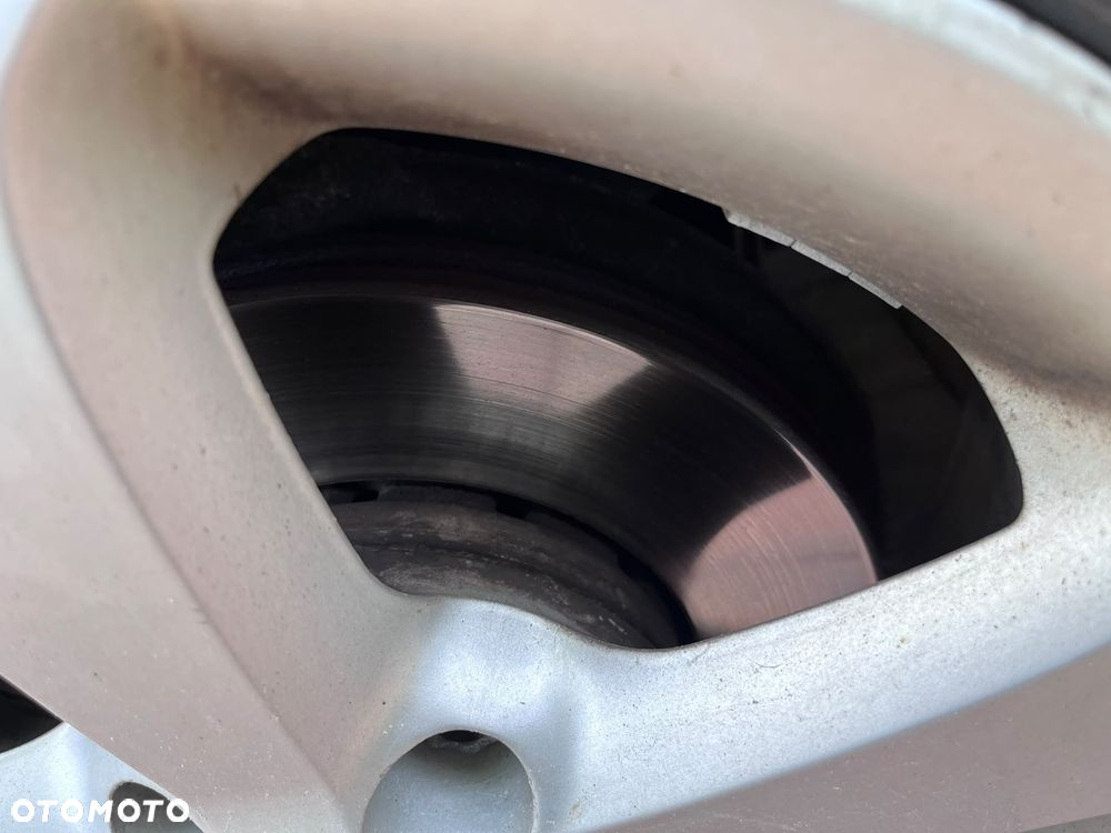 Volkswagen Polo 1.6 TDI DPF Comfortline - 11