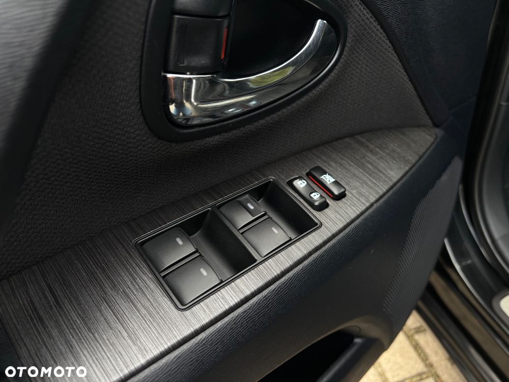 Toyota Avensis Touring Sports 1.8 Multidrive S Executive - 36