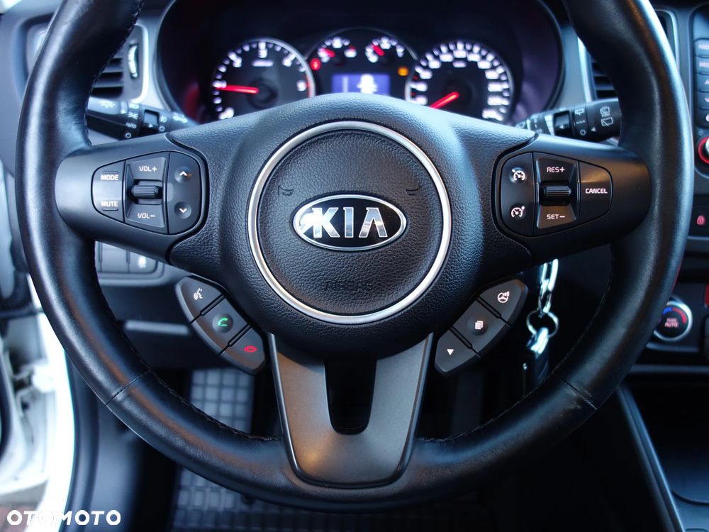 Kia Carens 1.7 CRDi Business Line - 30