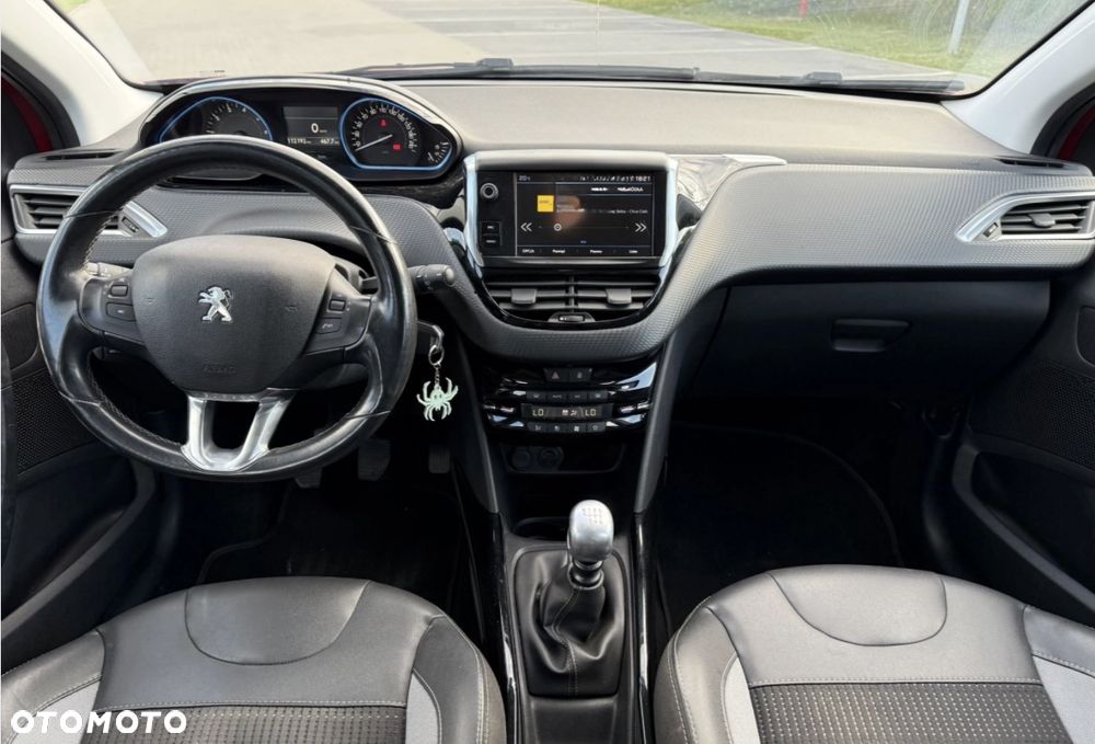 Peugeot 2008 1.2 Pure Tech GPF Crossway S&S - 9