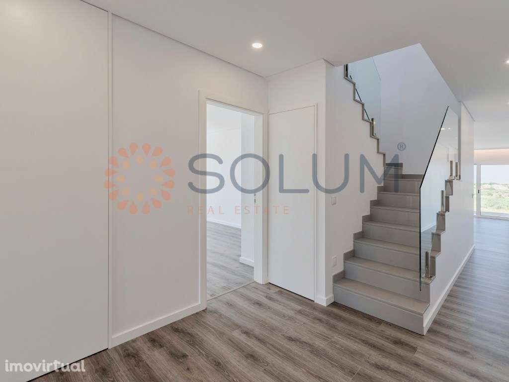 Duplex T5 novo com 3 suites - Montijo - Grande imagem: 2/27