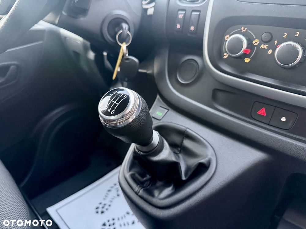 Renault Trafic L2H1 2.0d 145KM - 16