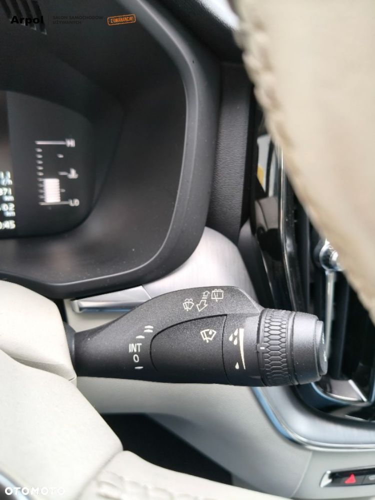 Volvo XC 60 T5 AWD Momentum - 16