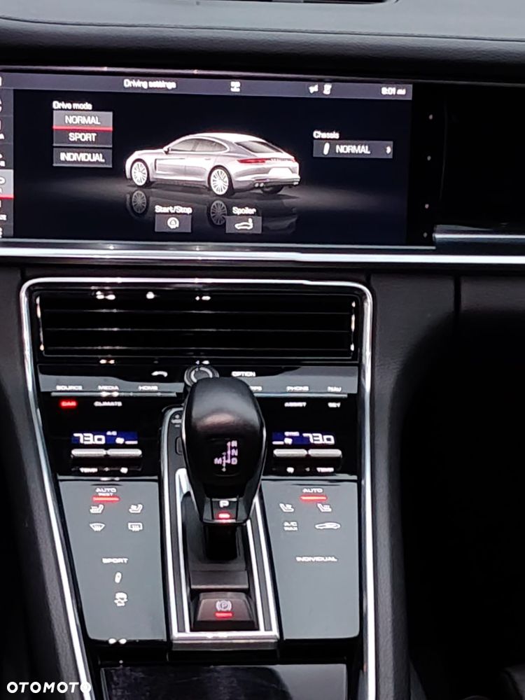 Porsche Panamera - 18