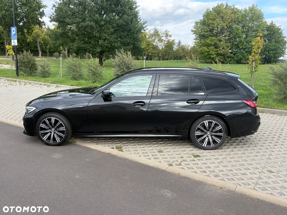 BMW Seria 3 320d xDrive Edition M Sport Shadow - 3