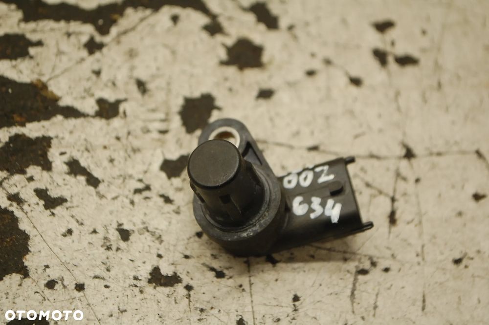 CZUJNIK WAŁKA ROZRZĄDU 0281002634 IVECO DAILY III 2.3 JTD - 1