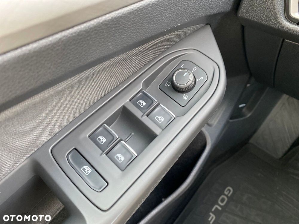 Volkswagen Golf 1.5 TSI EVO Life - 29