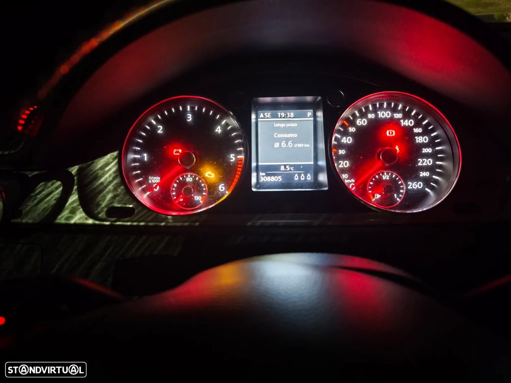 VW Passat 2.0 TDI Highline DSG - 5